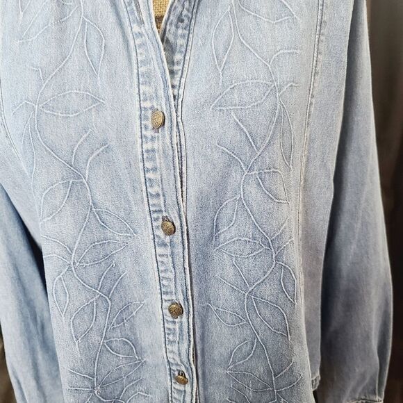 Woolrich Denim Long Sleeve Monotone Embroidered Button Down Shirt - Picture 3 of 13